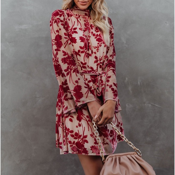 Floral Velvet Tie dress - Picture 6 of 11